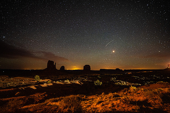 Blood Red Moon  Monument Valley 2022. June 2, 2022